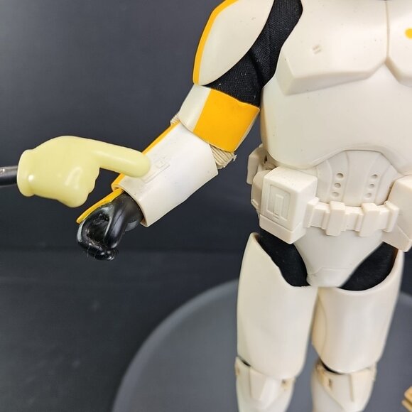 Star Wars Attack of the Clones Clone Commander 12” W/ Yellow Stripes 2002 VTG - Picture 16 of 16